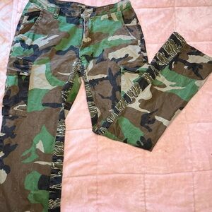 Women’s Camouflage Cargo Pants